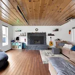 Charming Retreat In The Heart Of Reno Home