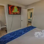 Reno Retreat 3 King Beds By Casinos And University