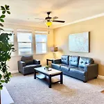 New Luxurious 1Br Apartment Heated Pool Spa & Sauna
