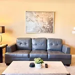 New Luxurious 1Br Apartment Heated Pool Spa & Sauna