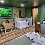 Midtown Zen Den