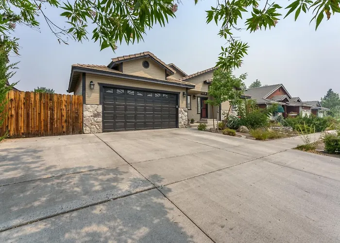 Comfy Home Near Unr, San Rafael Park, And Downtown