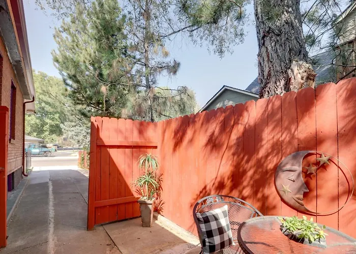 Cozy Reno Vacation Rental Less Than 1 Mi To Midtown!