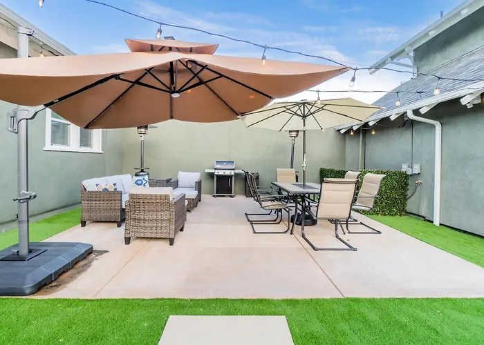 Plush 2-Bed Apt In Riverside Heights!