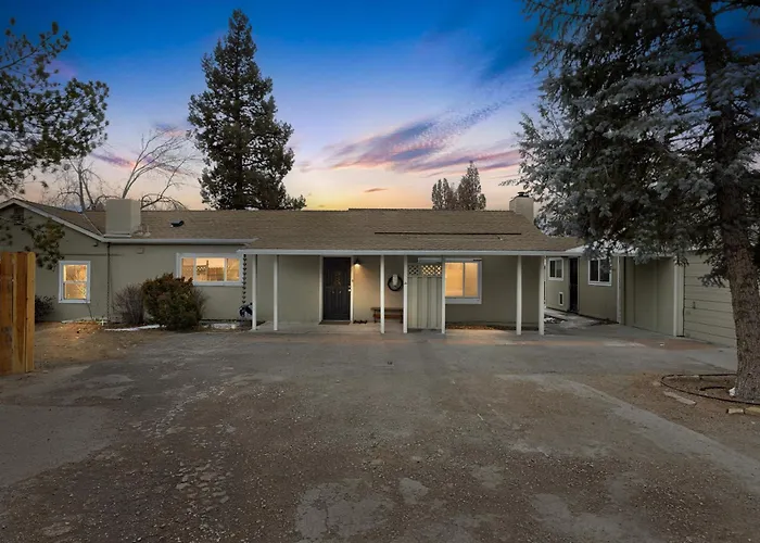 Charming Retreat In The Heart Of Reno Home