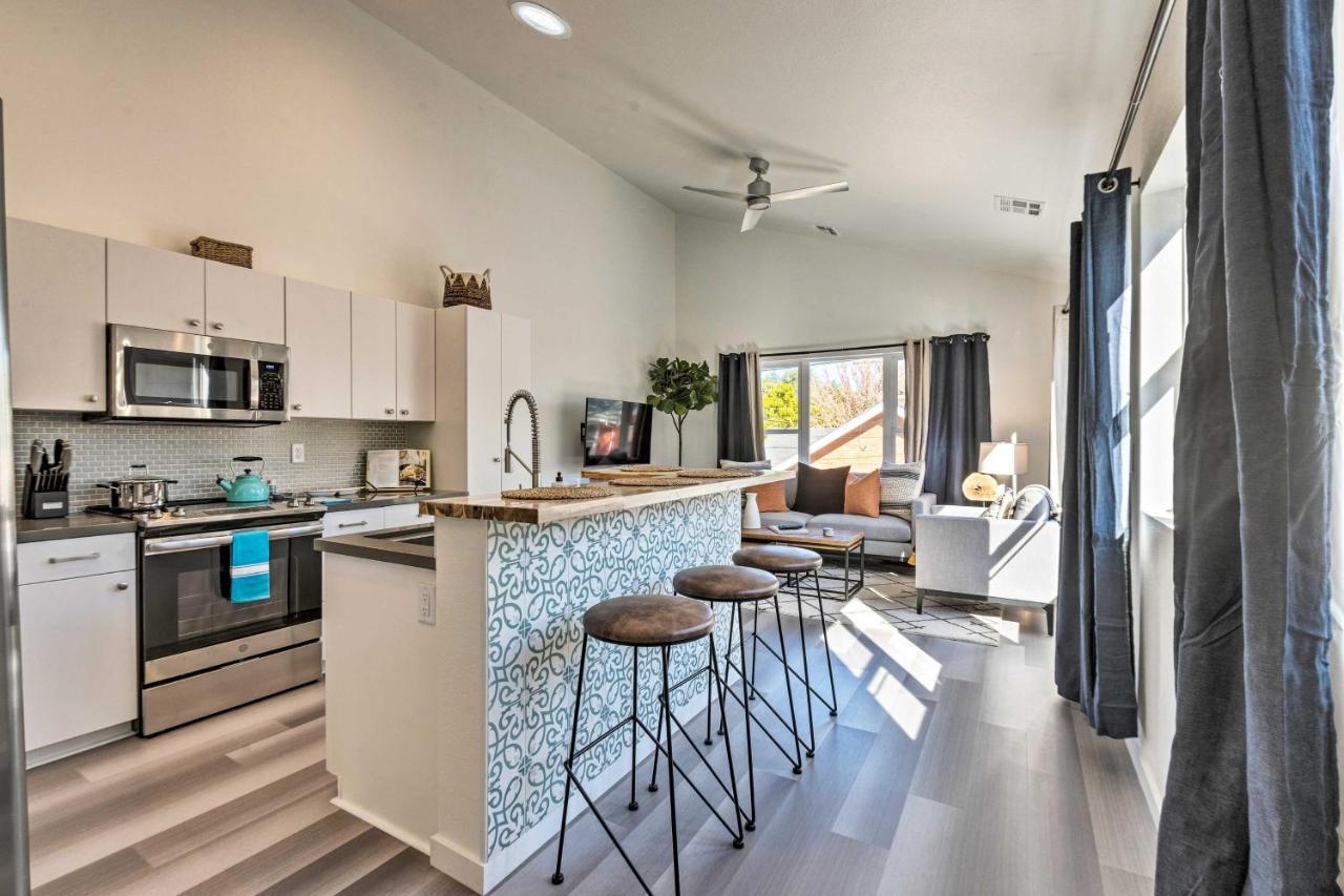 Ski, Hike, Bike Modern Midtown Retreat!