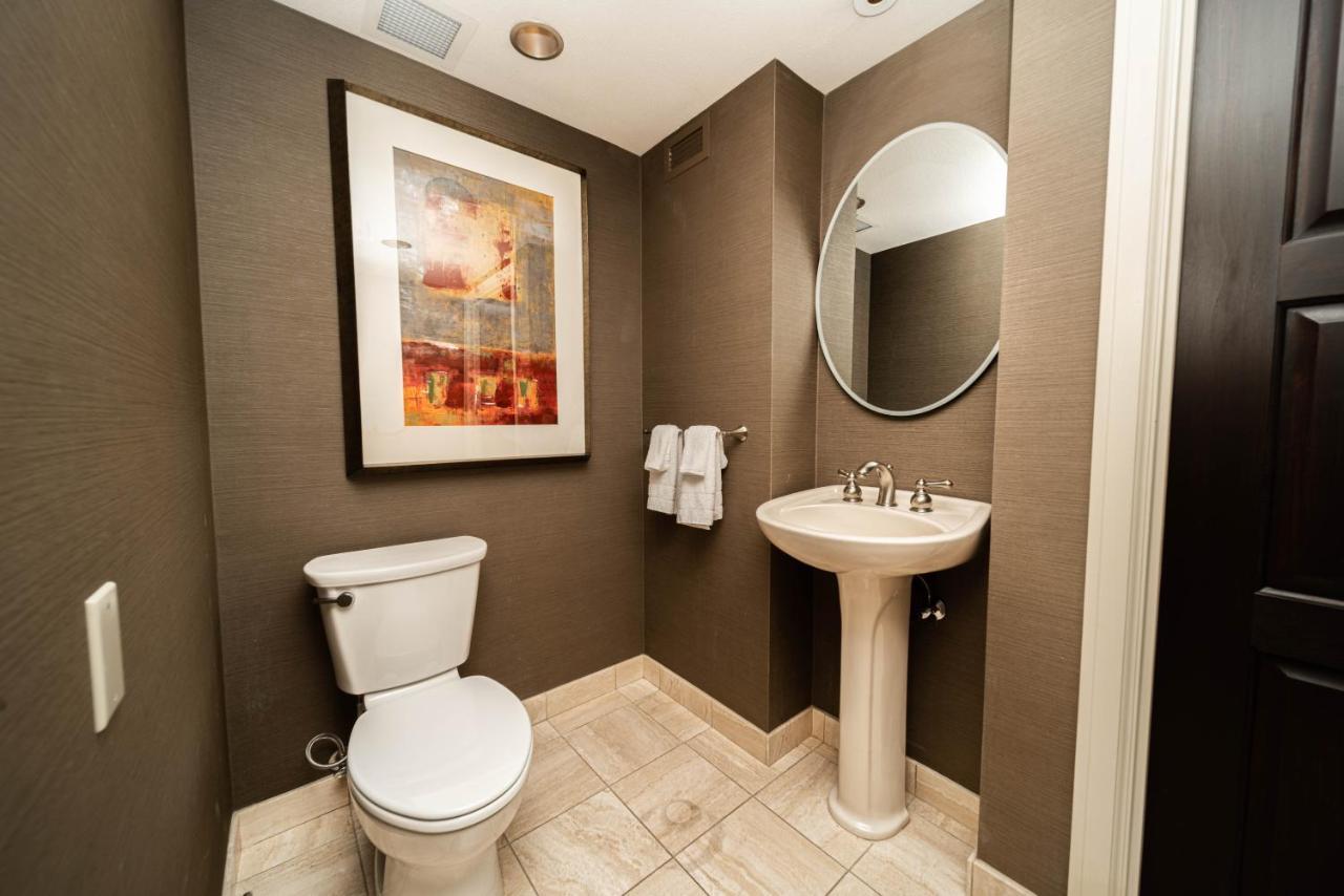 Reno Suites Hotel 3*