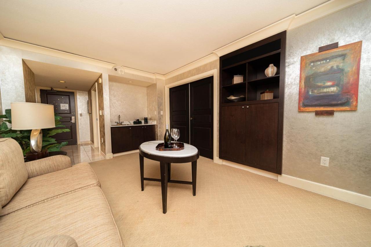 Reno Suites