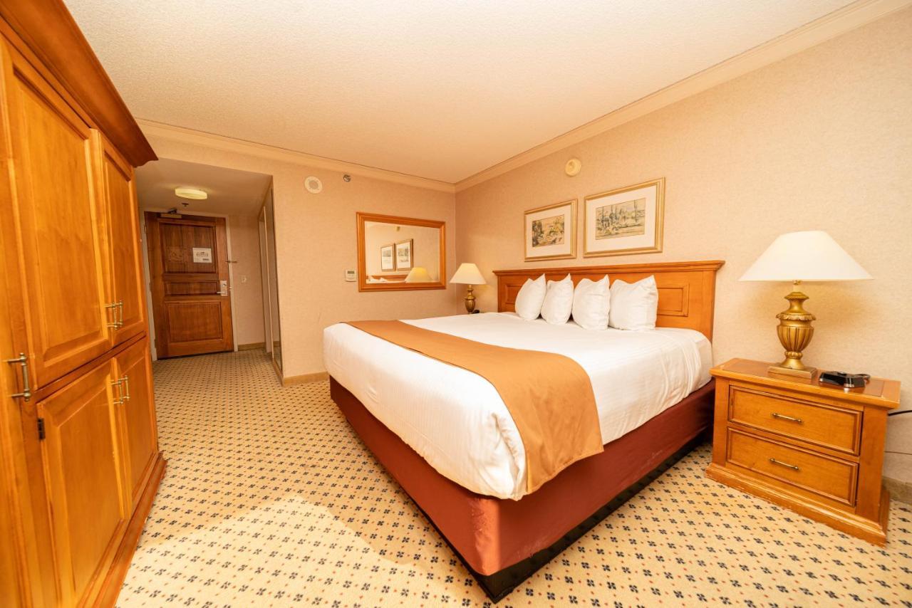 Hotel Reno Suites Reno