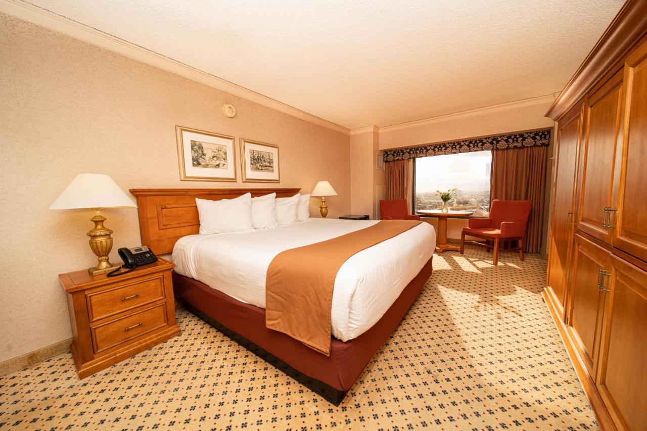 Hotel Reno Suites