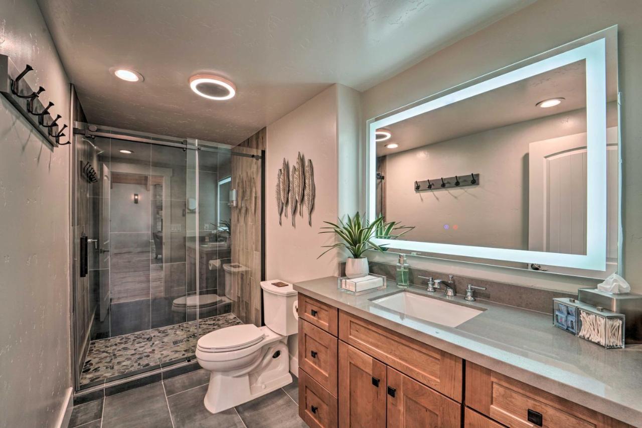 Luxe With Mountain View 3 Mi To Skiing! Reno