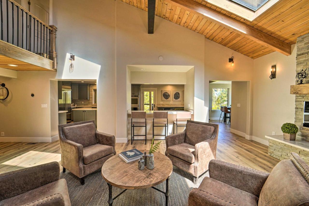 Luxe With Mountain View 3 Mi To Skiing! Holiday home Reno
