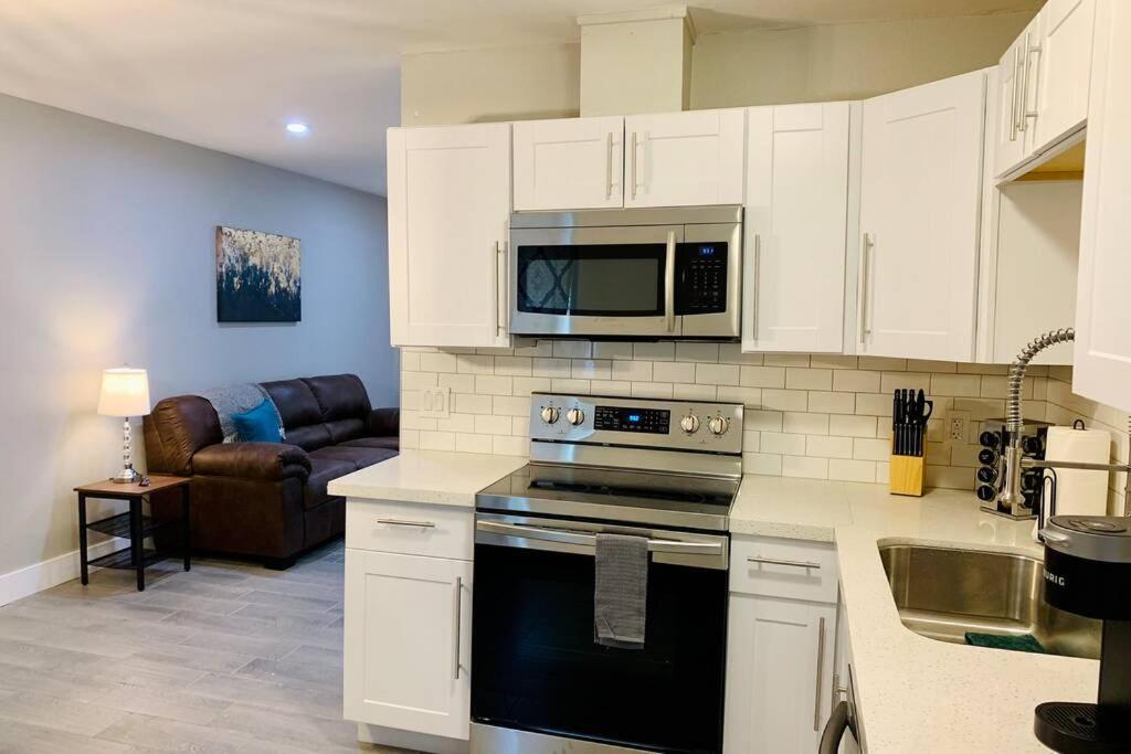 3 Bedrooms With King Beds Minutes From Downtown *