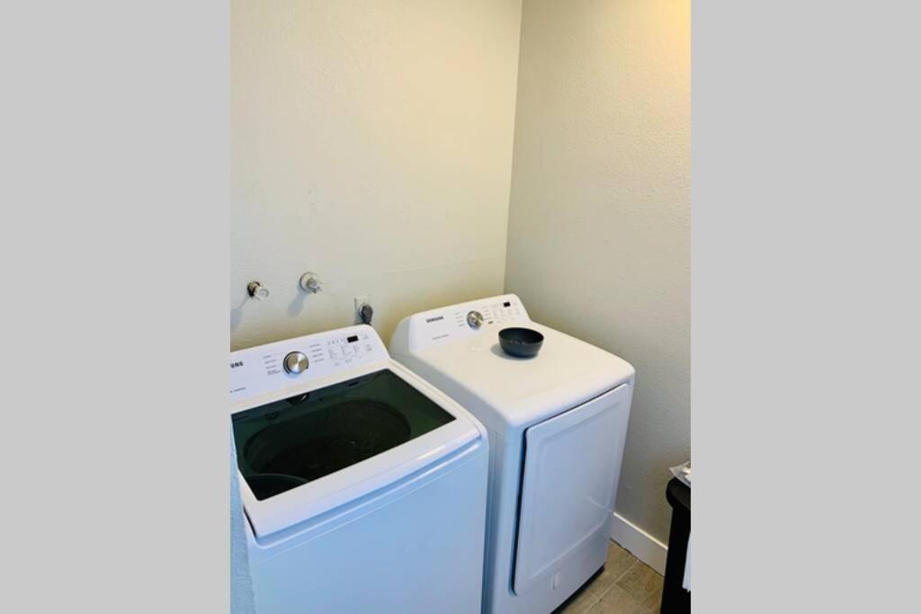3 Bedrooms With King Beds Minutes From Downtown Holiday home Reno