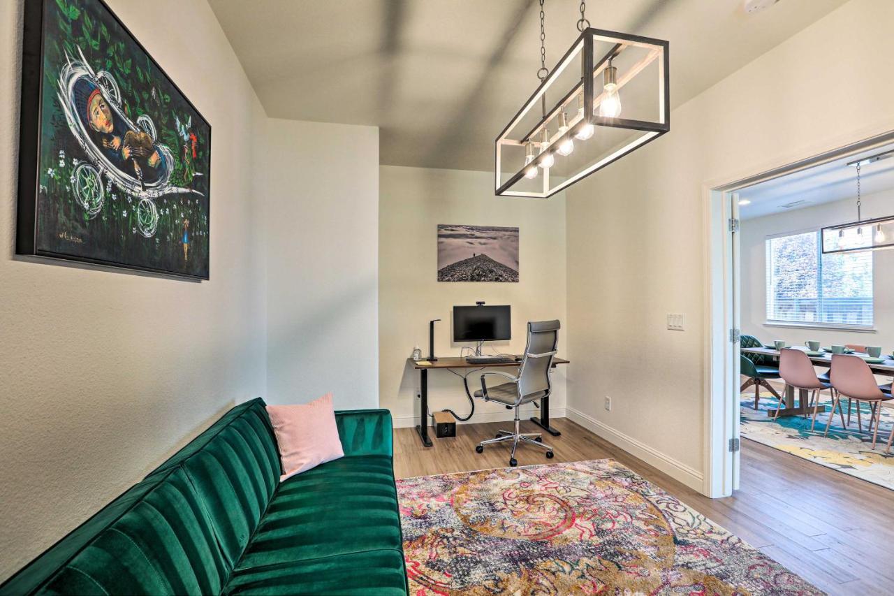 Holiday home Quiet Retreat About 12 Mi To Riverwalk District! Reno
