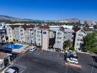 Hotel Baymont By Wyndham