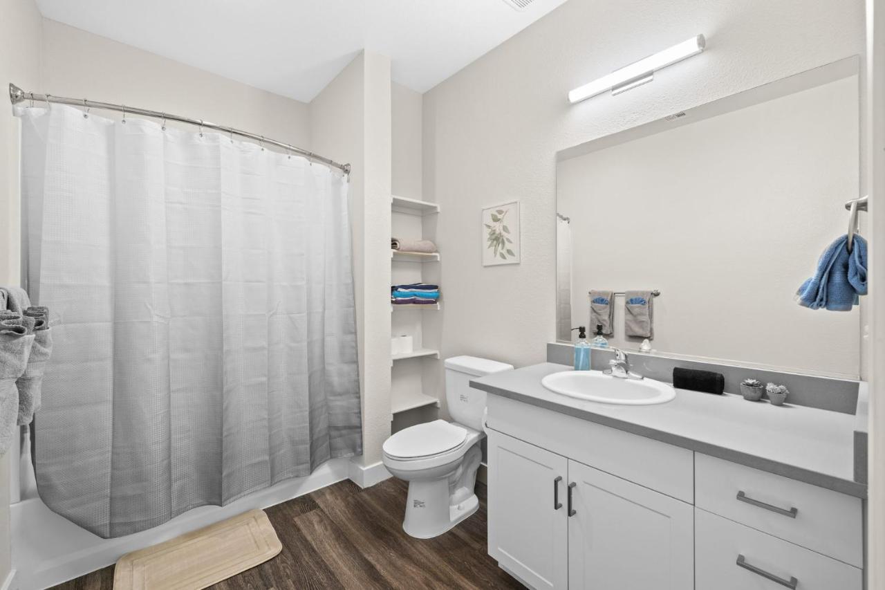 Luxury Retreat - King Beds, Hot Tub, & Pool - Family & Remote Work Friendly Apartment
