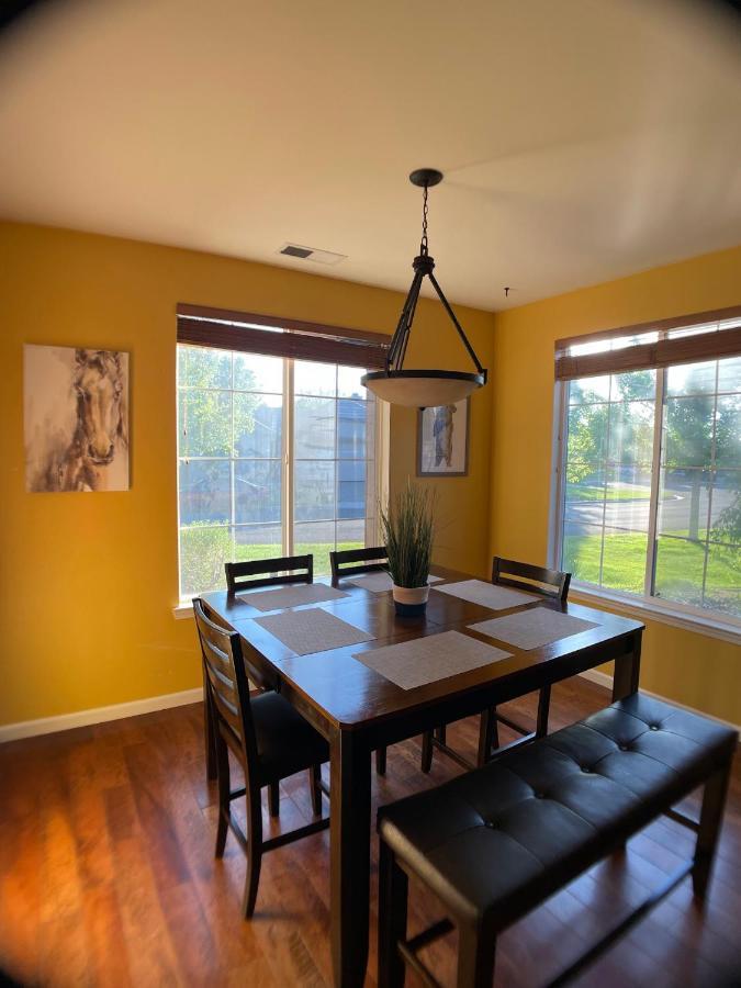 Holiday home Cozy Casa W/fireplace, Double Ovens, Garage Parking, Ev Charger 20min Mt Rose; 40 2 Tahoe Reno