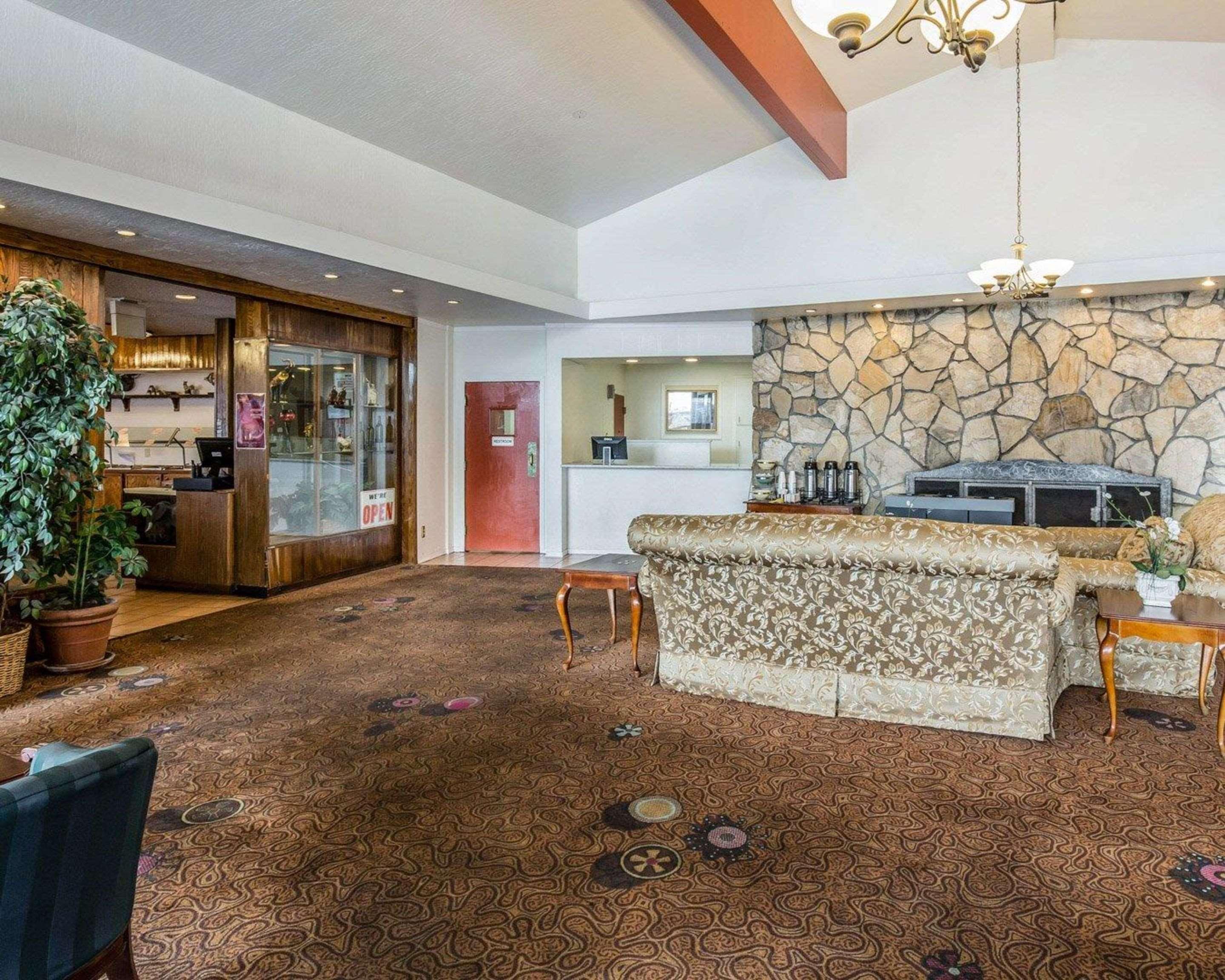Econo Near Reno-sparks Convention Center *