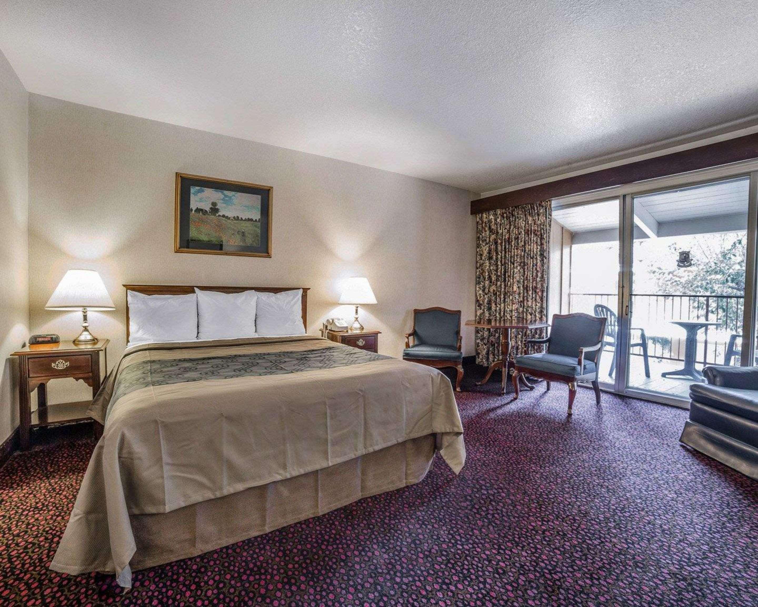 Econo Near Reno-sparks Convention Center Lodge