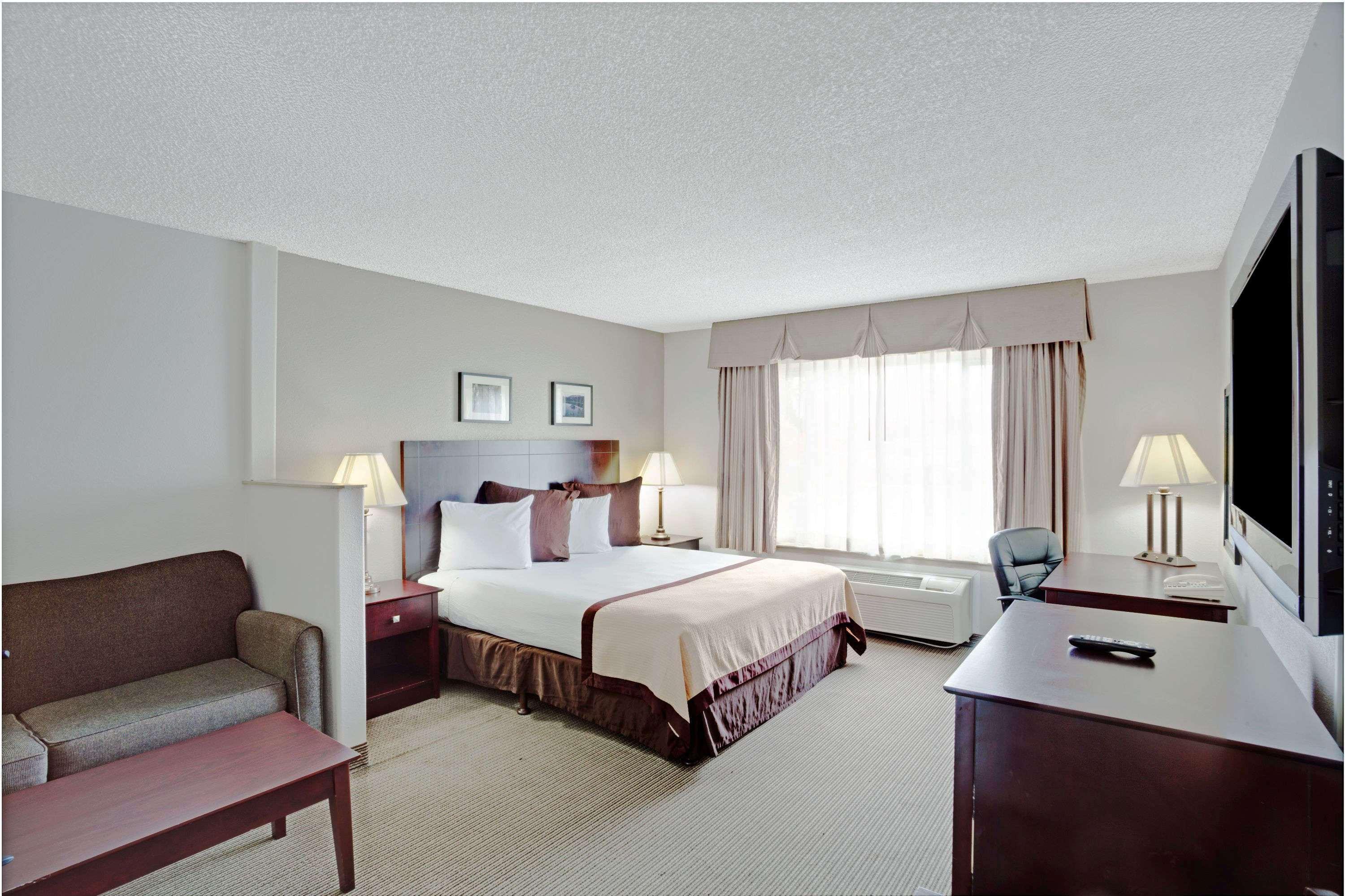 Baymont By Wyndham Hotel Reno