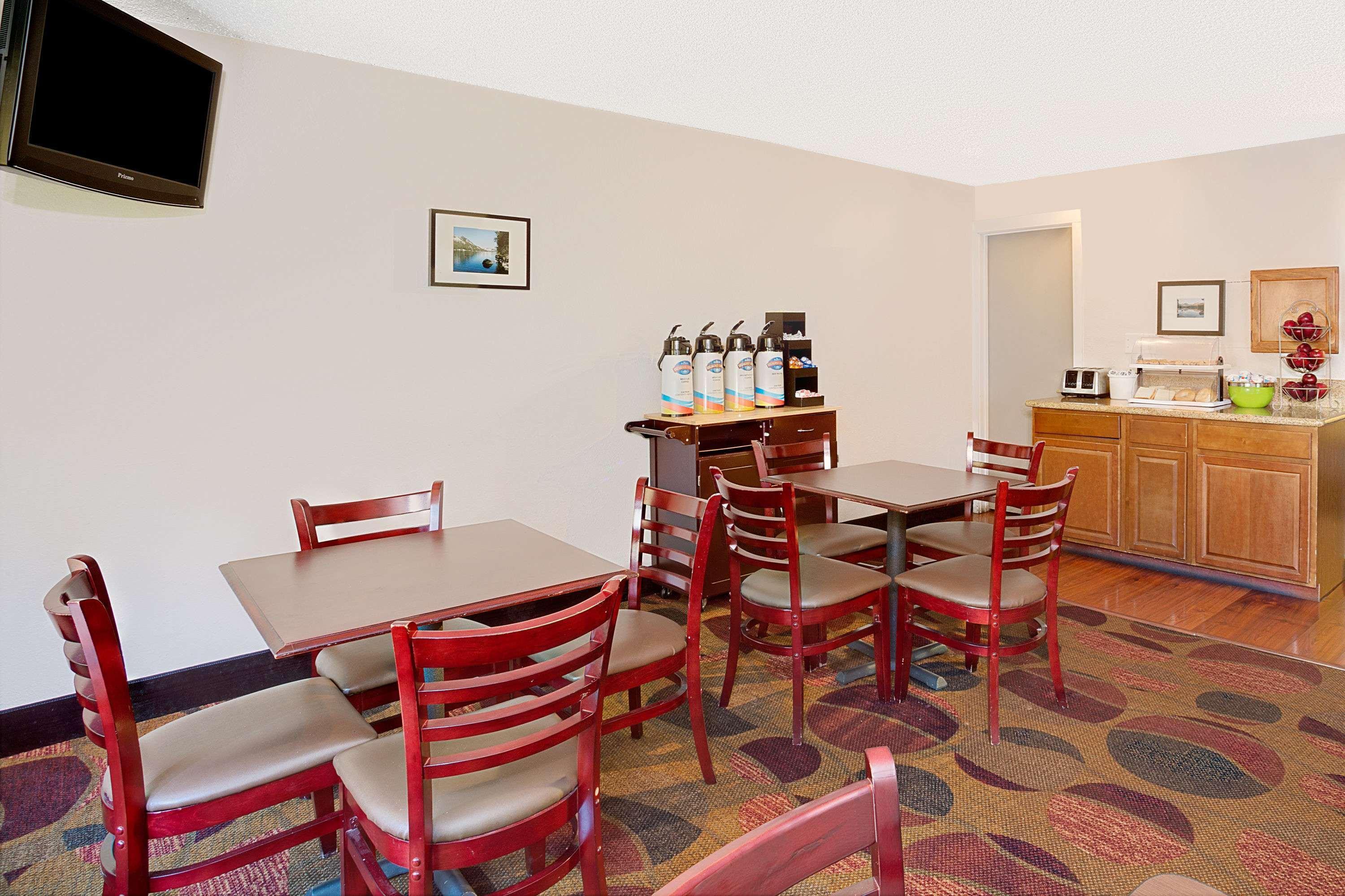 Baymont By Wyndham Reno