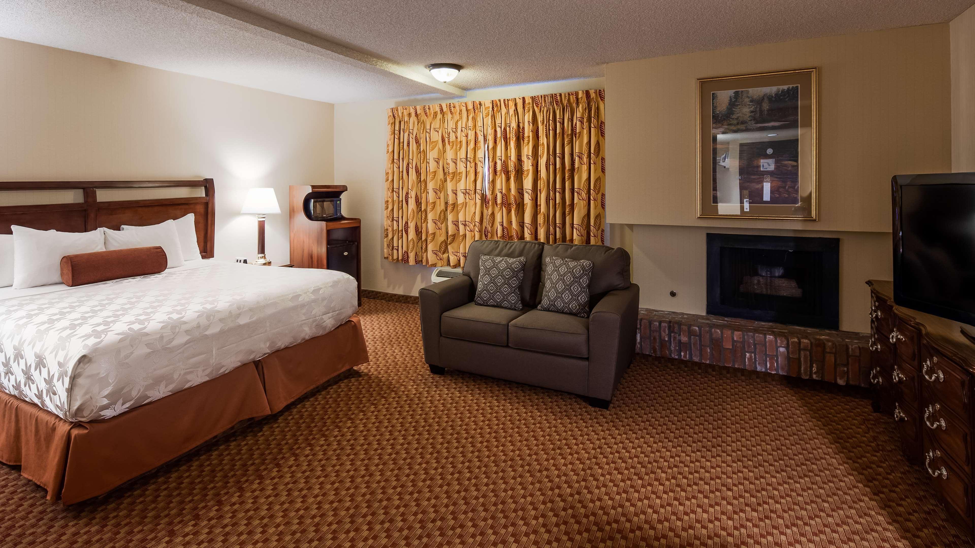 Surestay By Western Airport