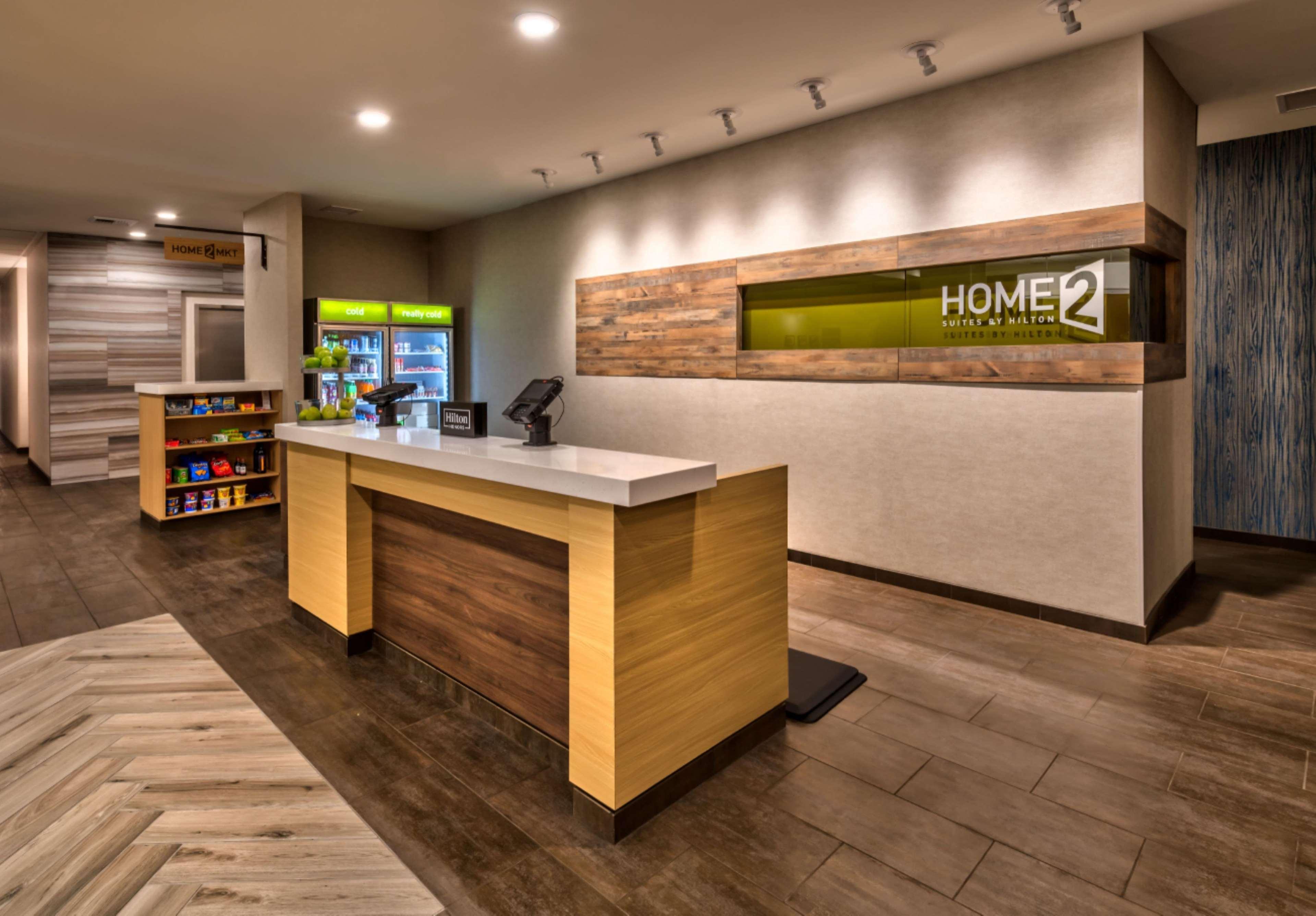 Hotel Home2 By Hilton Reno