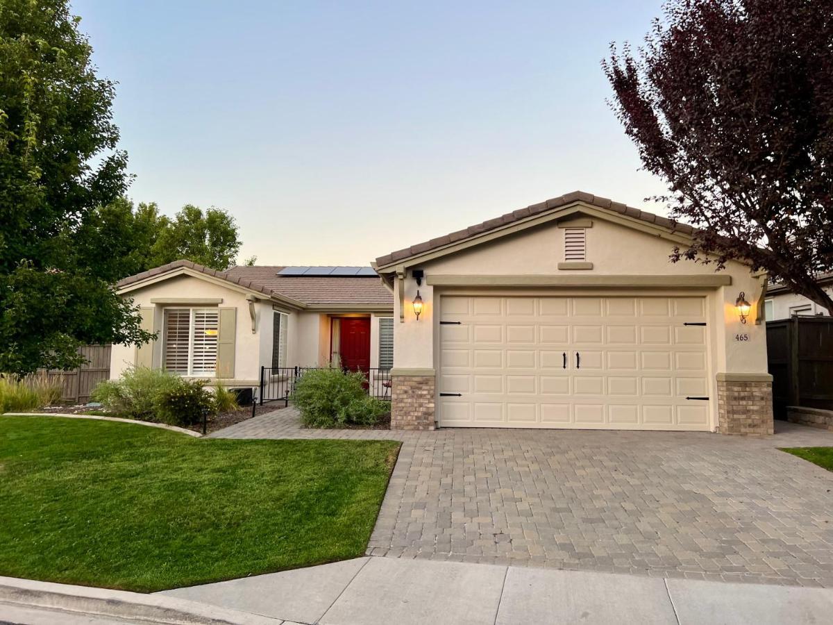 Holiday home Cozy Casa W/fireplace, Double Ovens, Garage Parking, Ev Charger 20min Mt Rose; 40 2 Tahoe