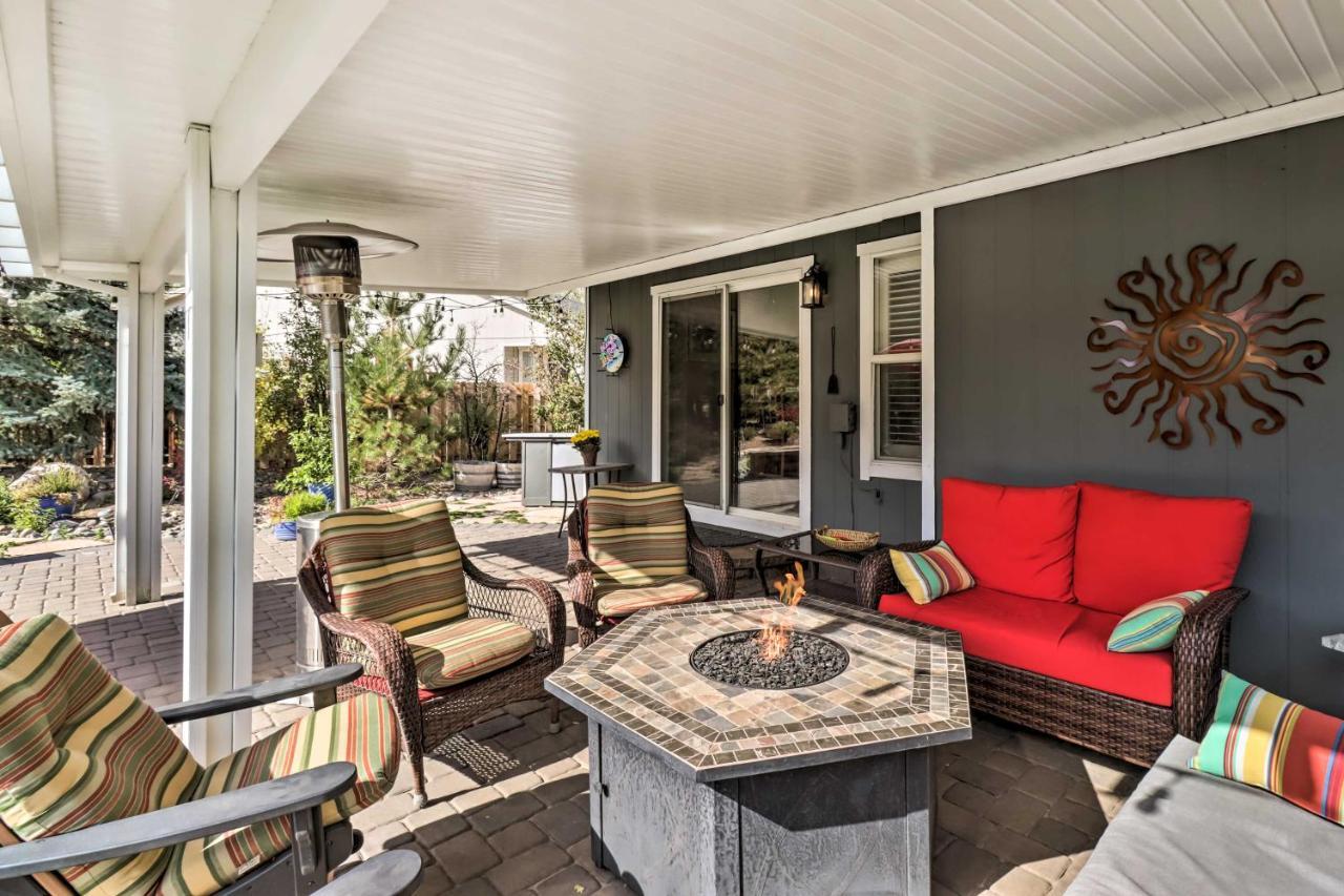 With Private Yard And Hot Tub Holiday home Reno