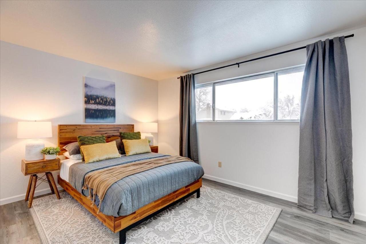 Modern - Quiet Neighborhood, Close To Downtown, Unr, Highway 80