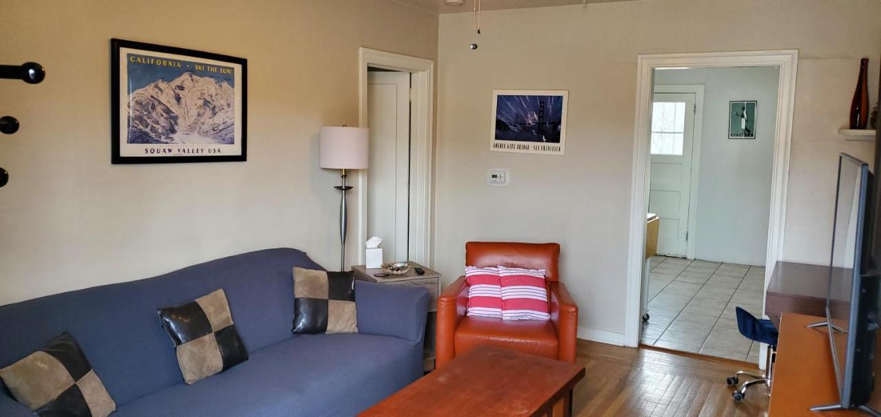 Midcentury Gem In Midtown Apartment