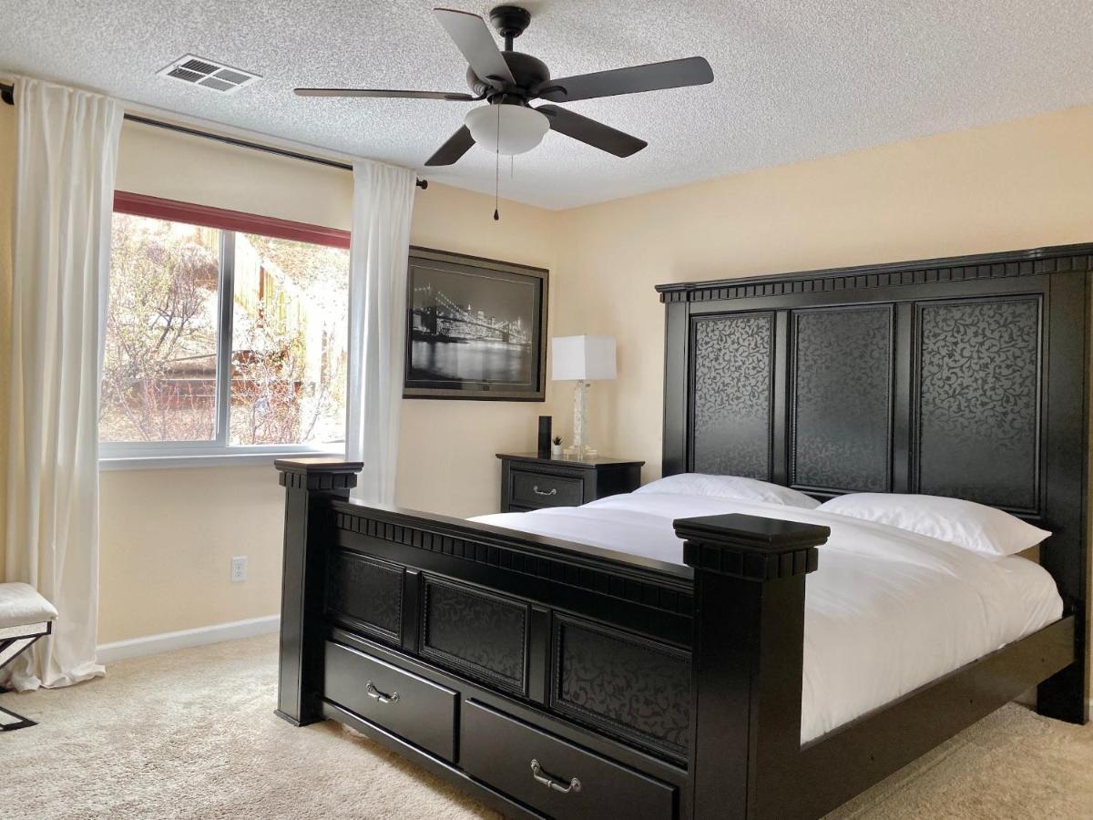 Gem 3 And A Half Miles To Dt, 40 Miles To Tahoe Holiday home *