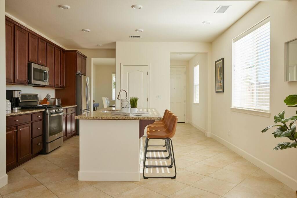 Holiday home New Upscale House, Tahoe 30-min W/ Cal King