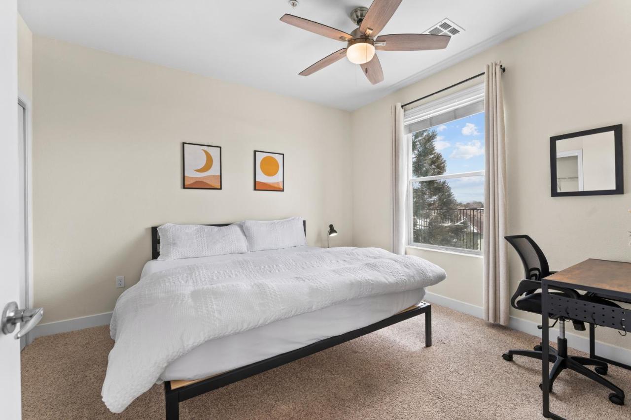 Apartment Luxury Retreat - King Beds, Hot Tub, & Pool - Family & Remote Work Friendly *