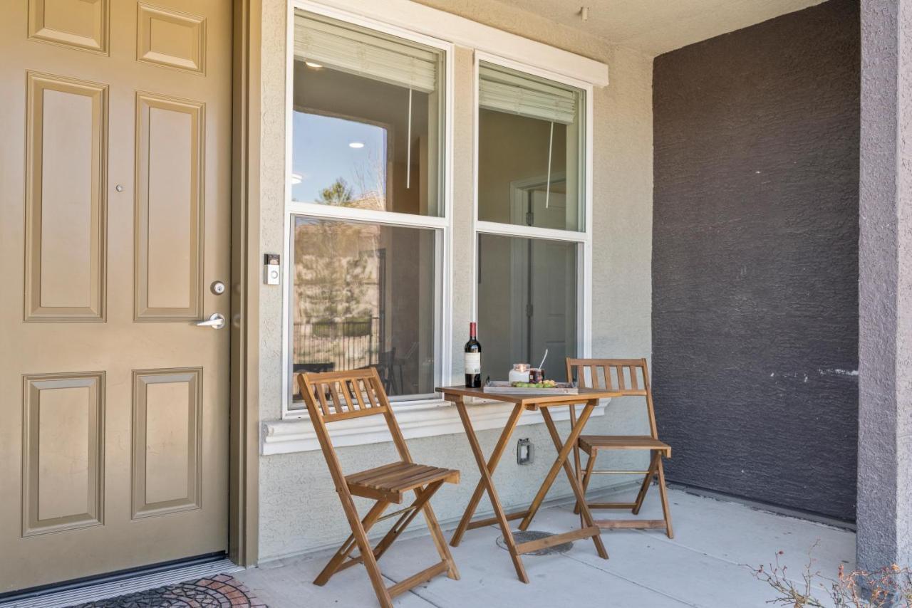Luxury Retreat - King Beds, Hot Tub, & Pool - Family & Remote Work Friendly Apartment