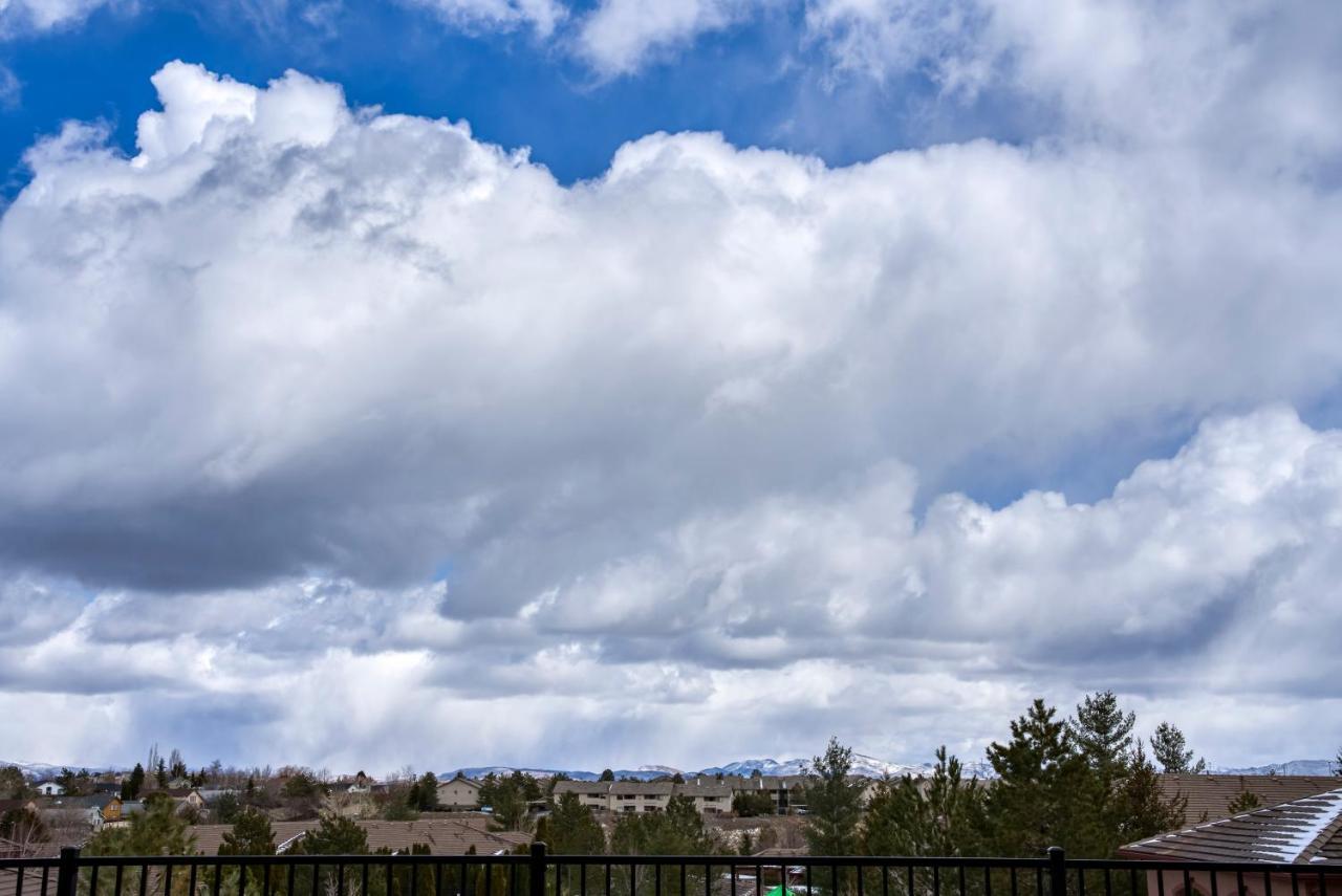 Apartment Luxury Retreat - King Beds, Hot Tub, & Pool - Family & Remote Work Friendly
