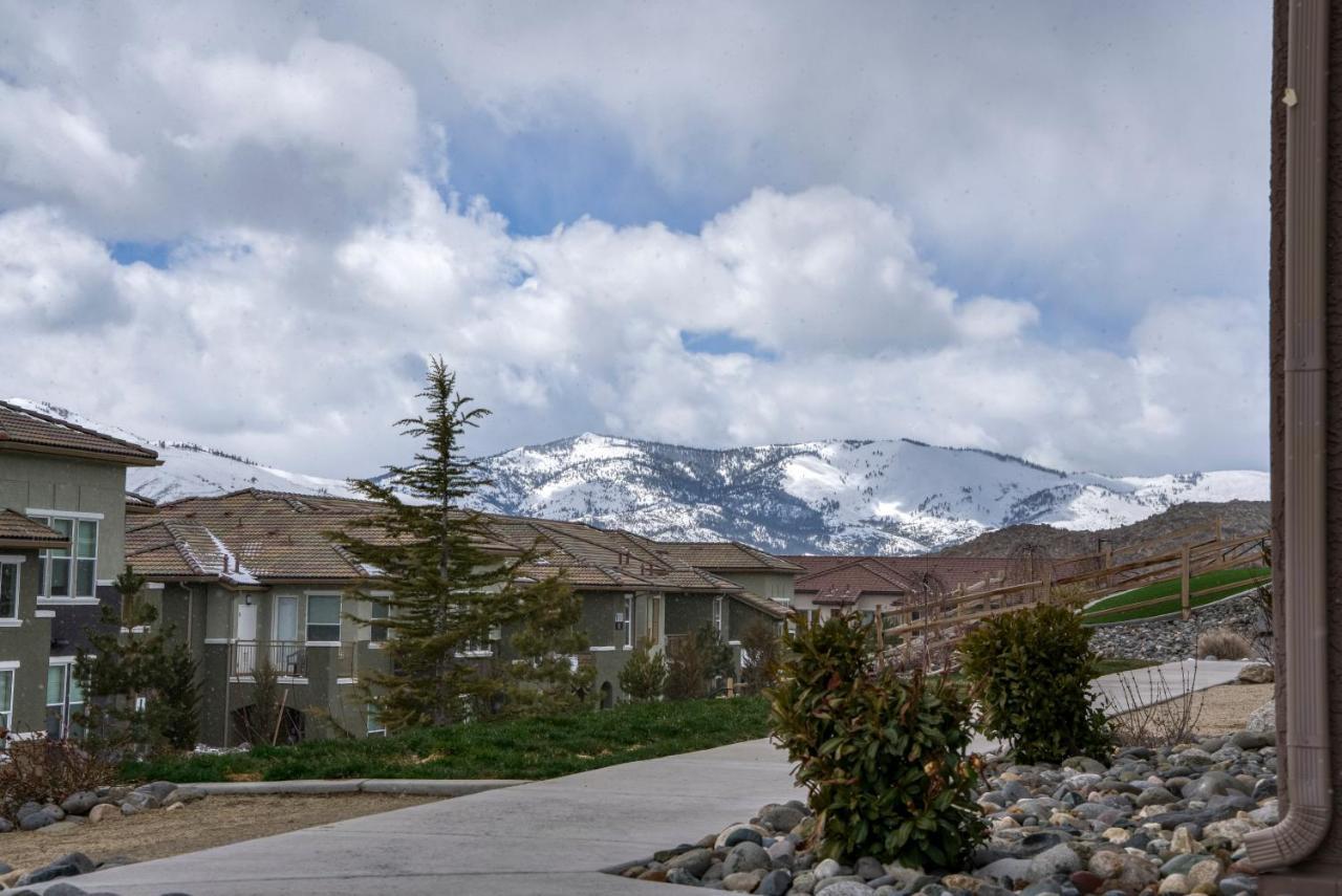 Luxury Retreat - King Beds, Hot Tub, & Pool - Family & Remote Work Friendly