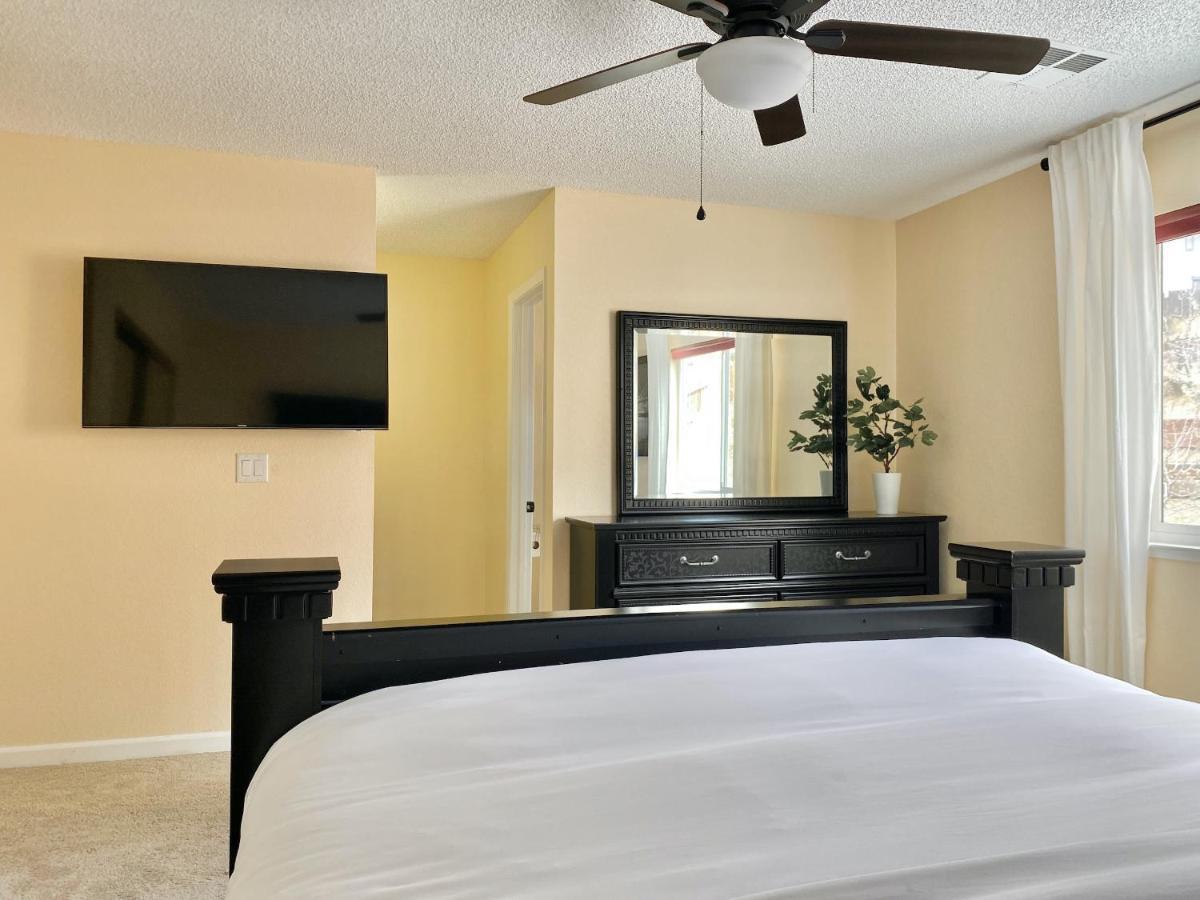 Gem 3 And A Half Miles To Dt, 40 Miles To Tahoe Holiday home