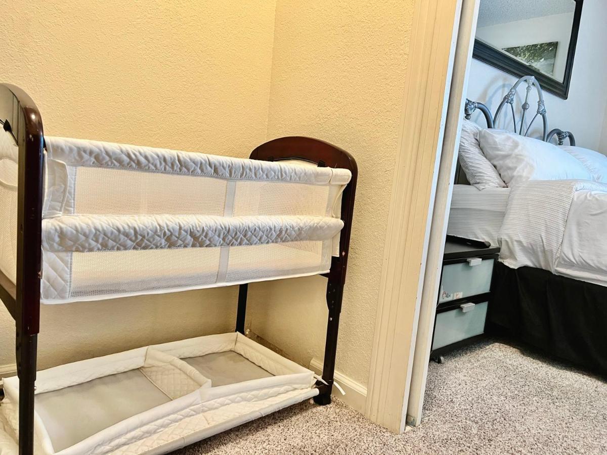 Dt - 4br With Patio, Bbq Grill, Games * Reno