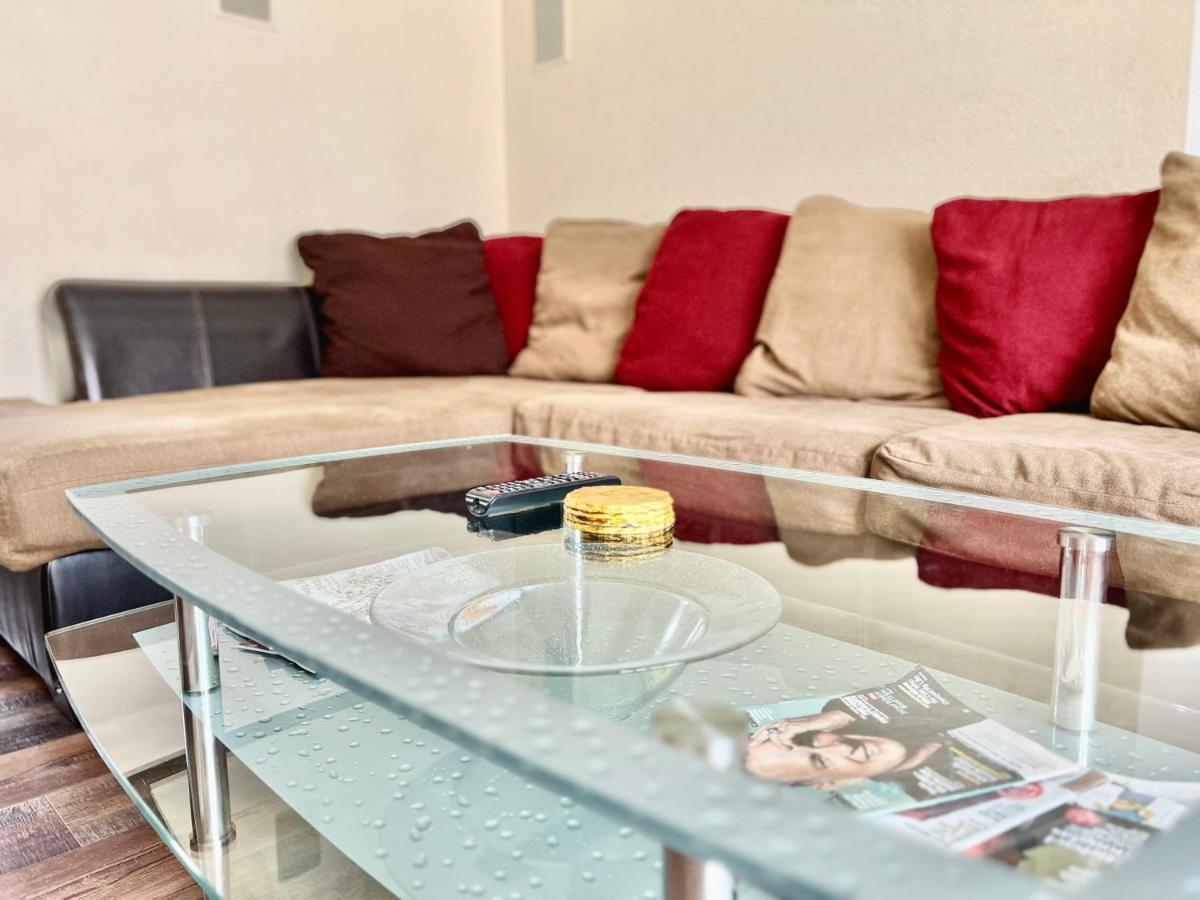 Holiday home Dt - 4br With Patio, Bbq Grill, Games Reno