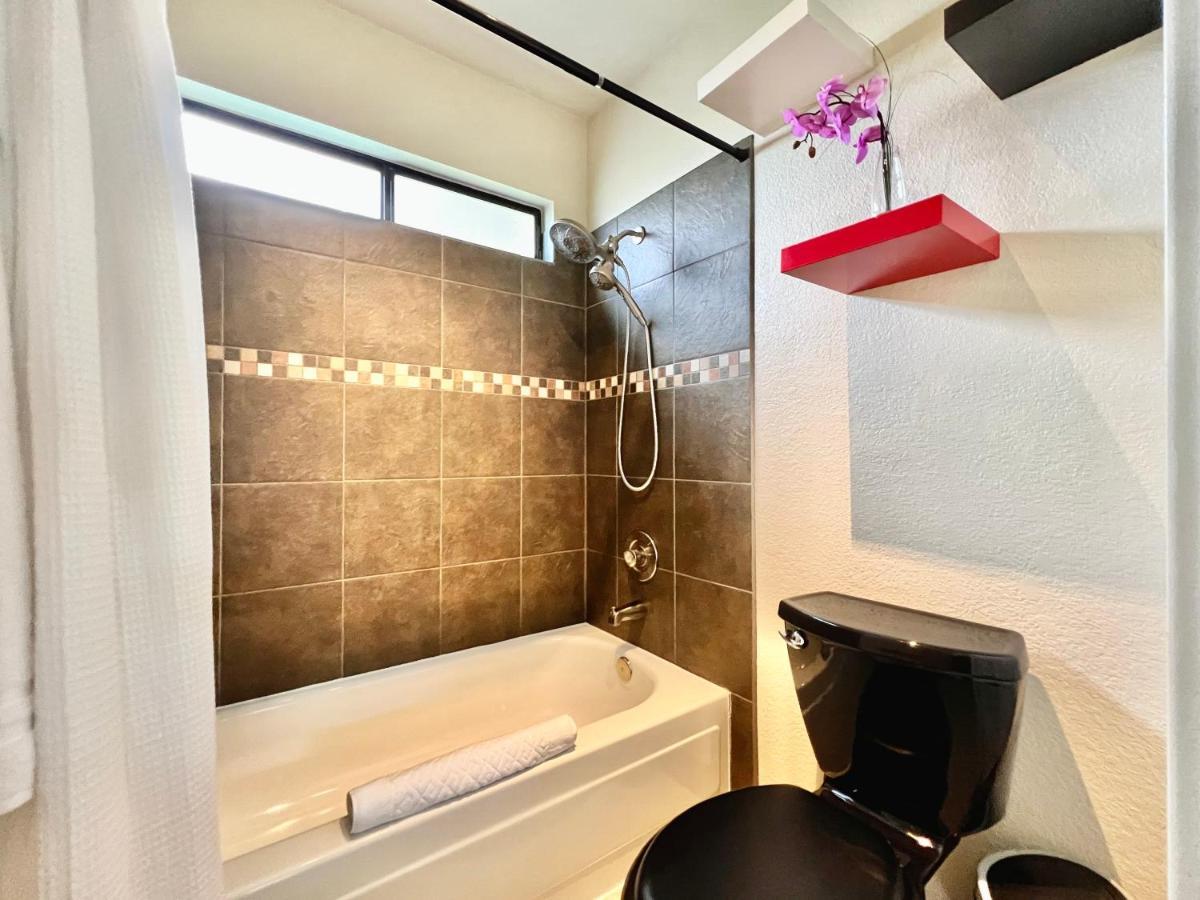 Dt - 4br With Patio, Bbq Grill, Games Holiday home Reno