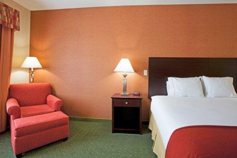 Hotel Express Airport By Ihg