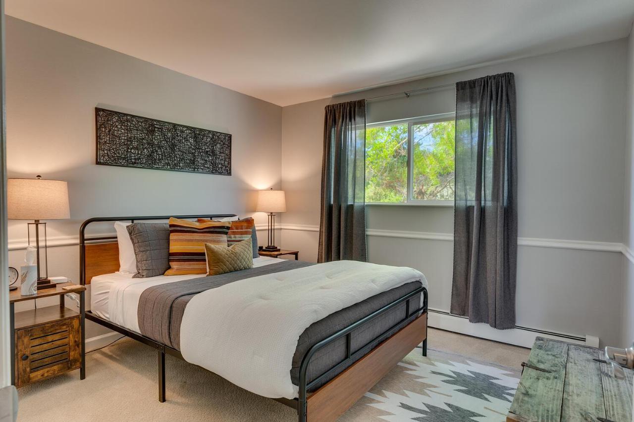 @ Marbella Lane - Eccentric 4br Modern Ranch Holiday home Reno