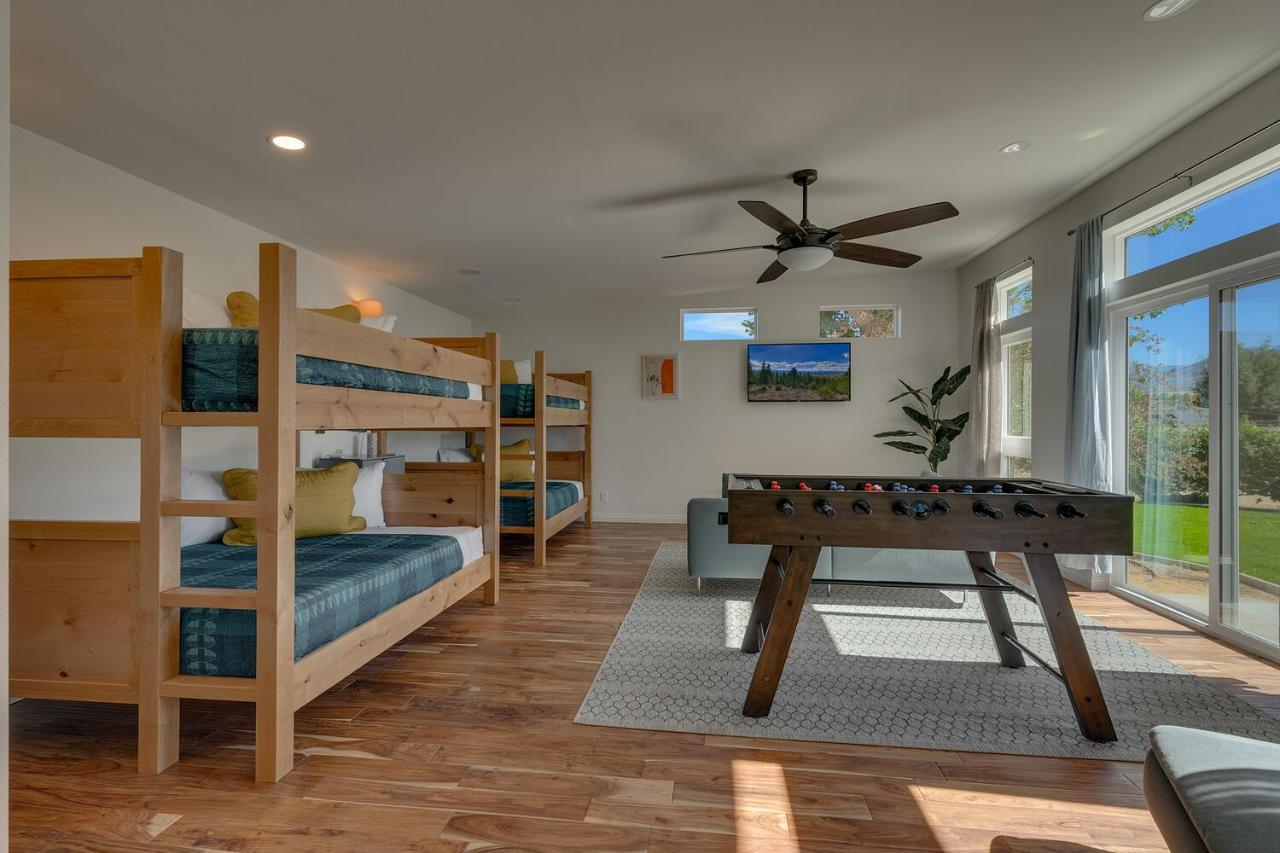 @ Marbella Lane - Eccentric 4br Modern Ranch Holiday home *