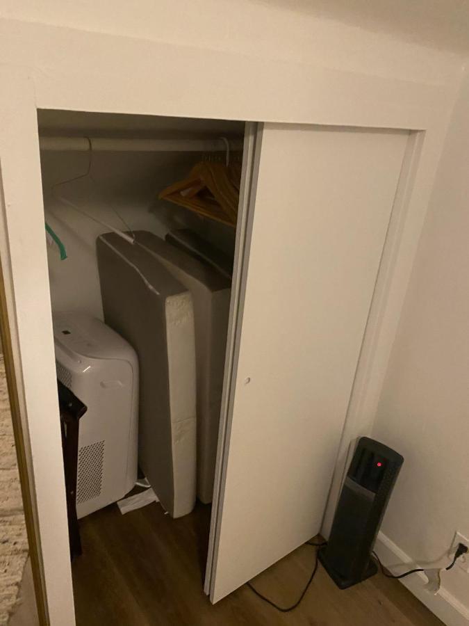 Midtown Flight Deck: 2br Gem Holiday home Reno
