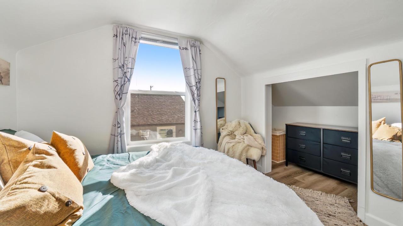 Midtown Flight Deck: 2br Gem Holiday home *