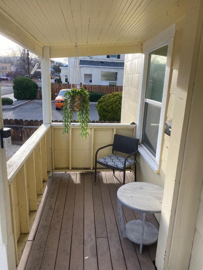 Midtown Flight Deck: 2br Gem *