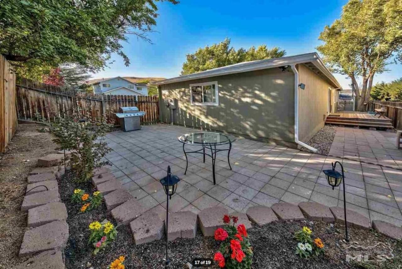 Vibrant Boho 3 Bed Pet Friendly * Reno