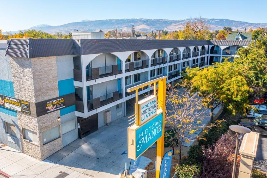 Apartment Midtown Modern - Stylish 2br In Reno